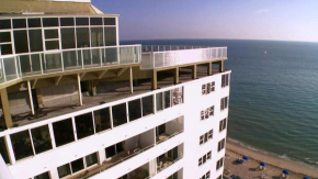  Galt Ocean Drive Beach Condo  Форт-Лодердейл